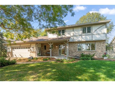 5815 Turtle Lake Road Shoreview MN 55126