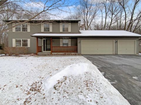 3017 Rainier Court Burnsville MN 55337