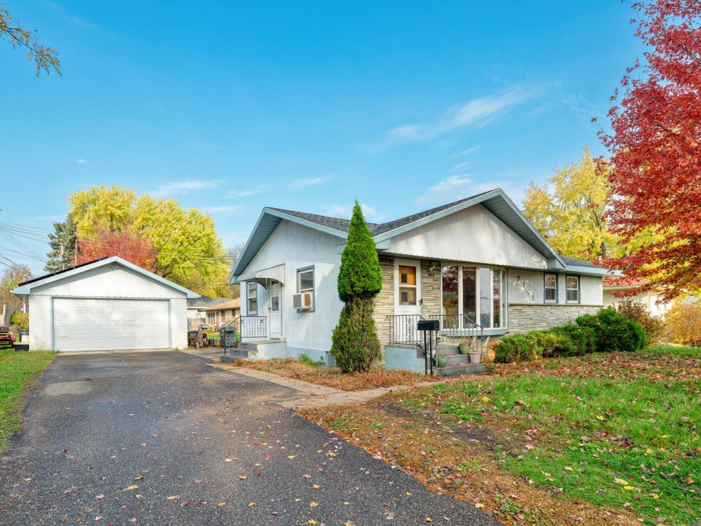 Photo of 7101 W Palmer Lake Drive, Brooklyn Center, MN 55429 (MLS # 7164511)