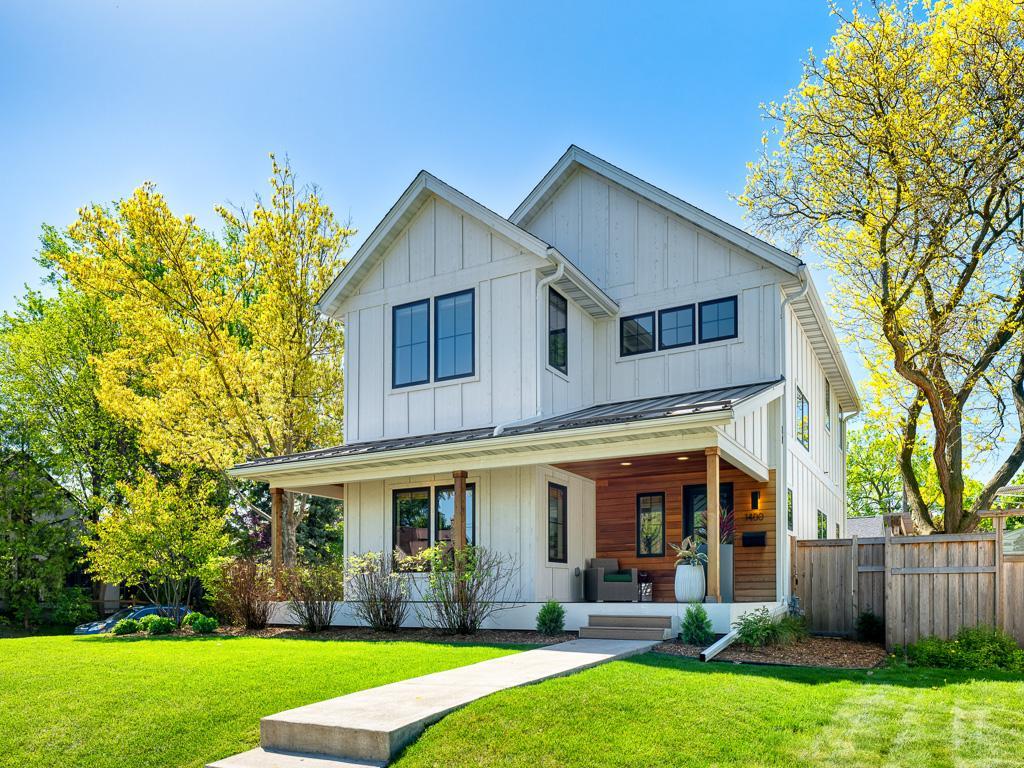 Saint Paul, Minnesota, 55116, United States, 4 Bedrooms Bedrooms, ,4 BathroomsBathrooms,Residential,Active,2052038
