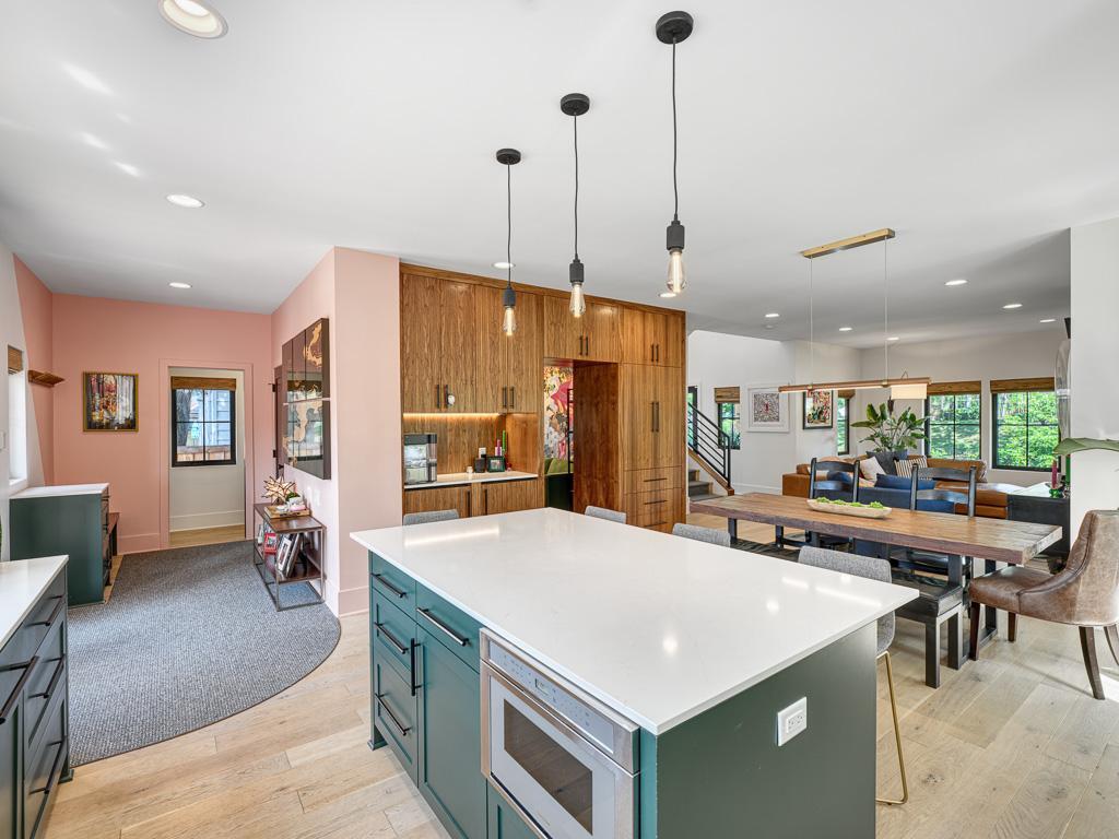 Saint Paul, Minnesota, 55116, United States, 4 Bedrooms Bedrooms, ,4 BathroomsBathrooms,Residential,Active,2052038