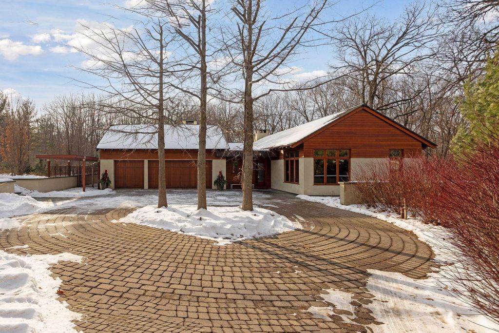 Photo of 20545 Linden Road, Deephaven, MN 55331 (MLS # 6825229)