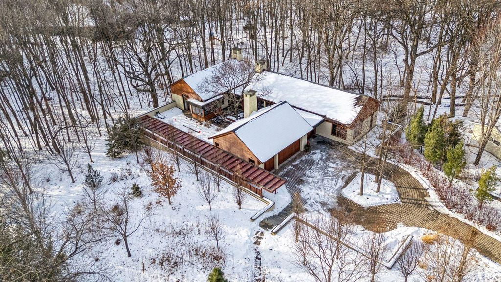 Photo of 20545 Linden Road, Deephaven, MN 55331 (MLS # 6825229)