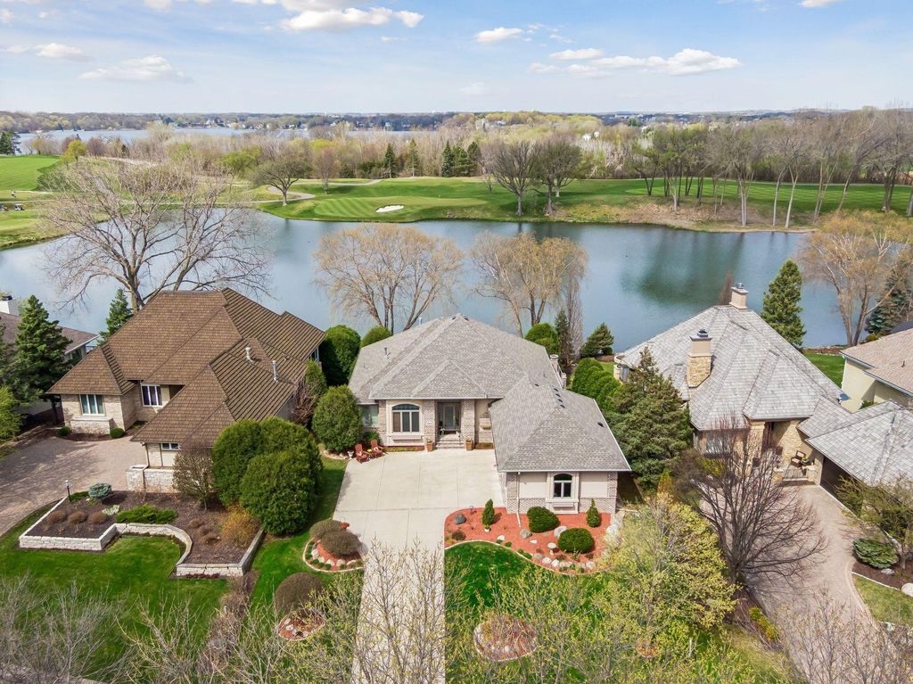 Photo of 9226 Breckenridge Lane, Eden Prairie, MN 55347 (MLS # 7053351)