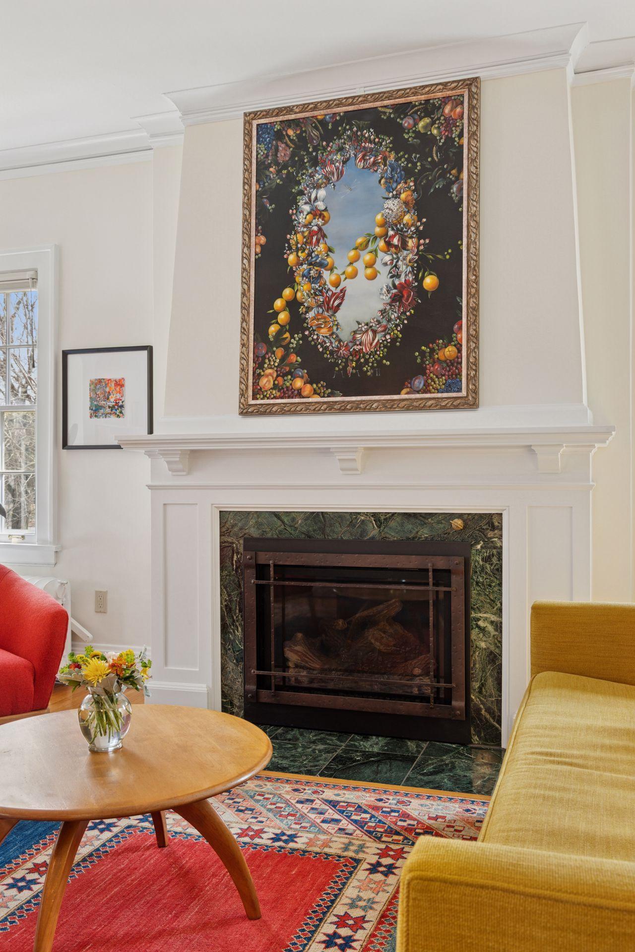 1917 Summit Avenue 2