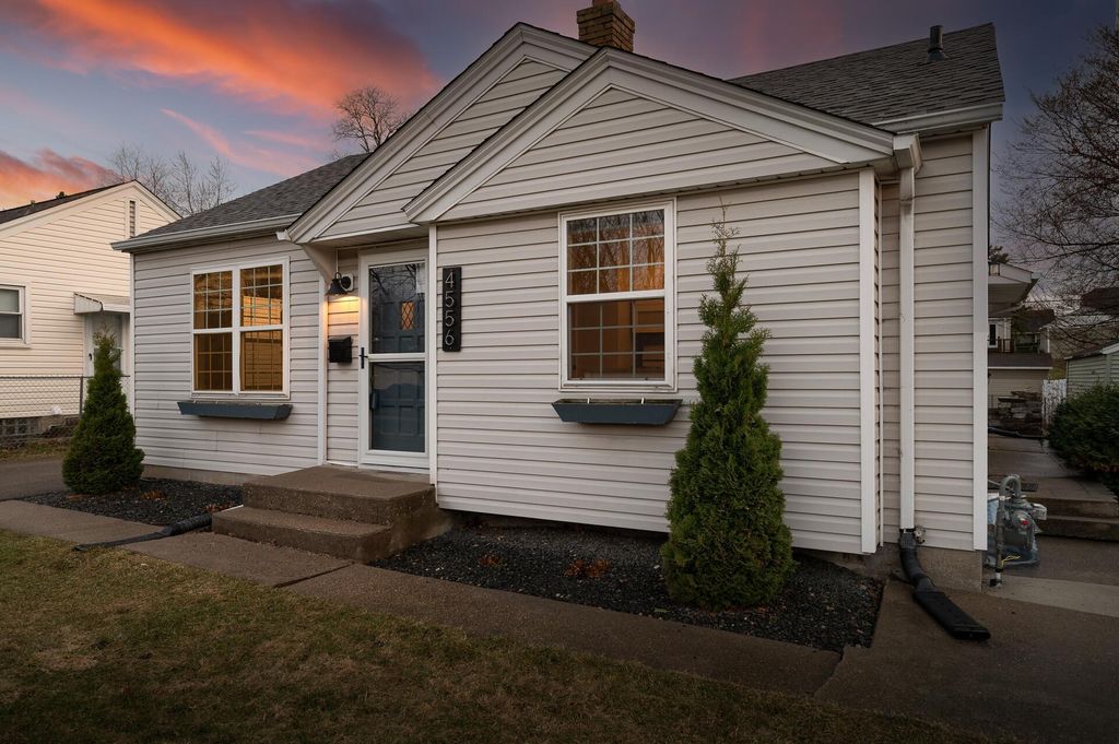 Photo of 4556 Heights Drive, Columbia Heights, MN 55421 (MLS # 7032278)