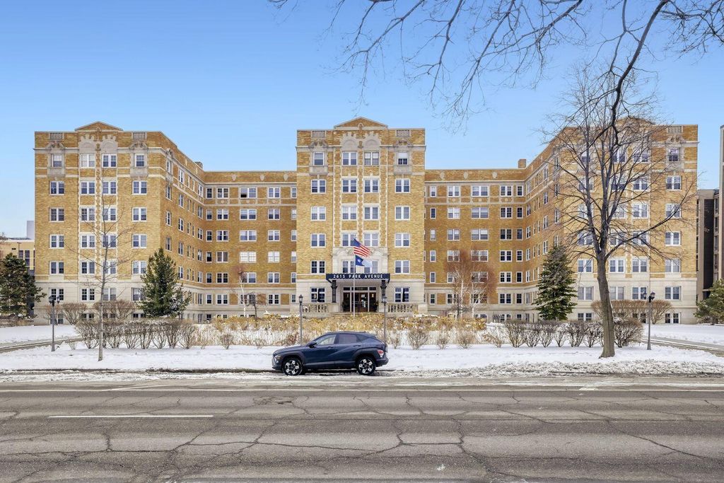 Photo of 2615 Park Avenue #307, Minneapolis, MN 55407 (MLS # 7025046)