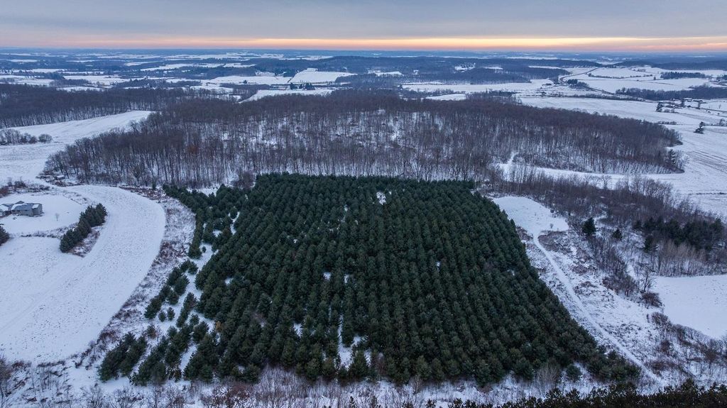 Photo of 0 6 1/2 Avenue, Hillsdale, WI 54733 (MLS # 7001007)