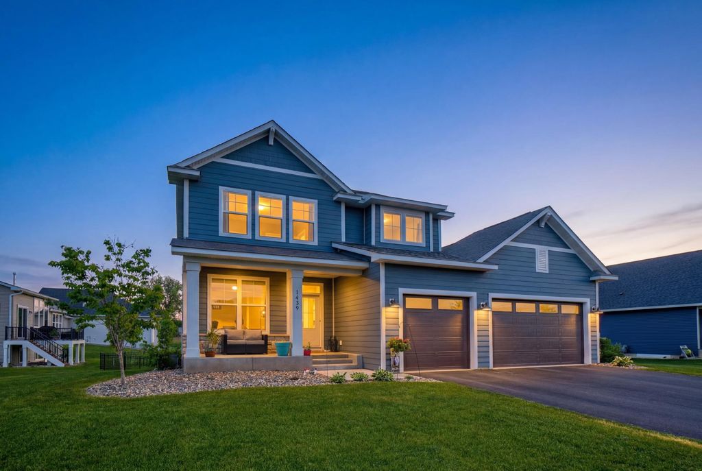 Photo of 1439 Lee Circle, Hudson, WI 54016 (MLS # 6801318)