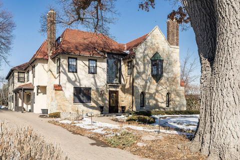 1014 Mount Curve Avenue Minneapolis MN 55403