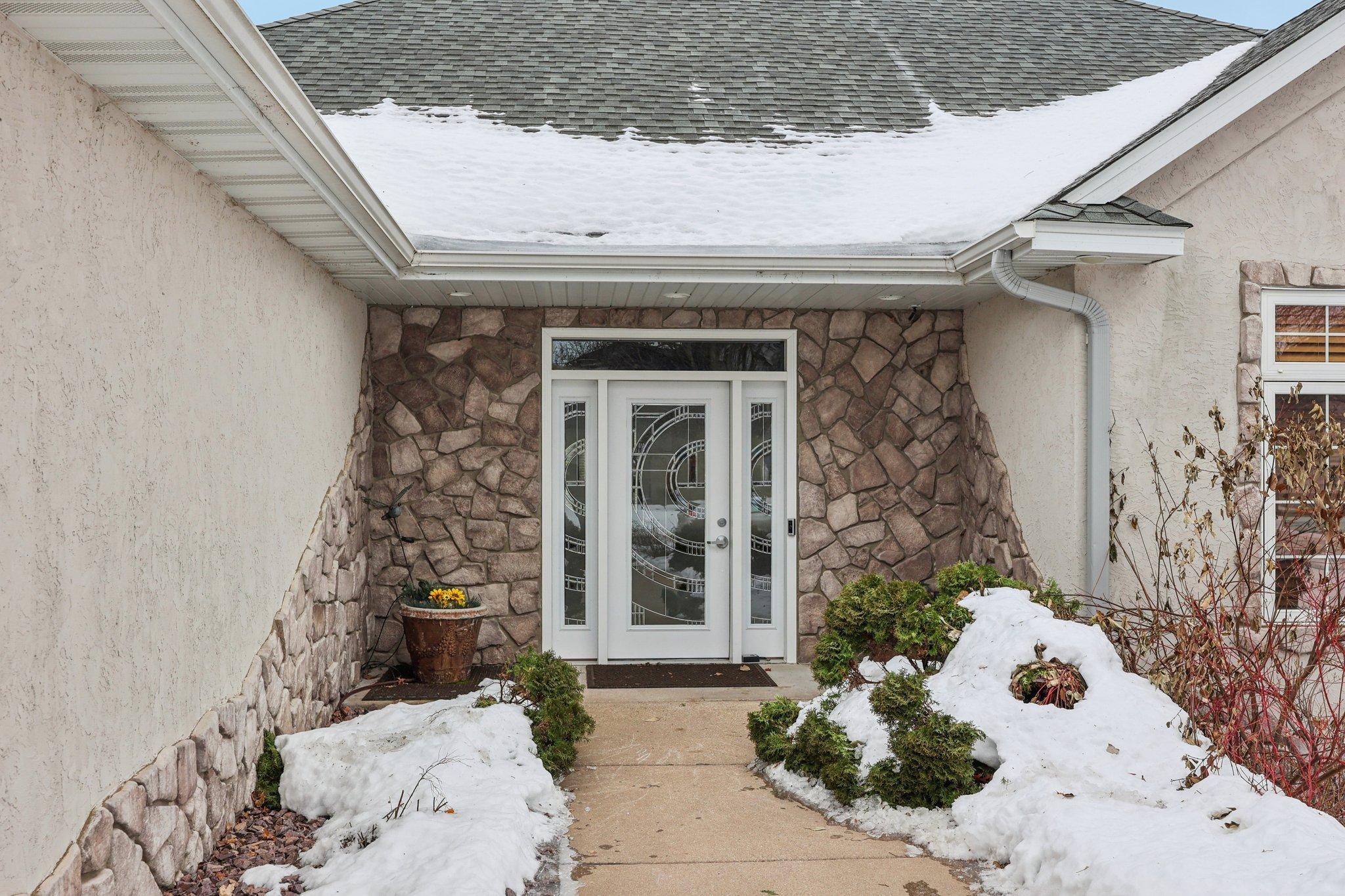 10590 Alamo Street NE