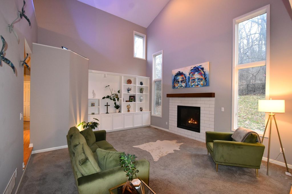 Photo of 2014 Fox Valley Drive SW, Rochester, MN 55902 (MLS # 7037834)