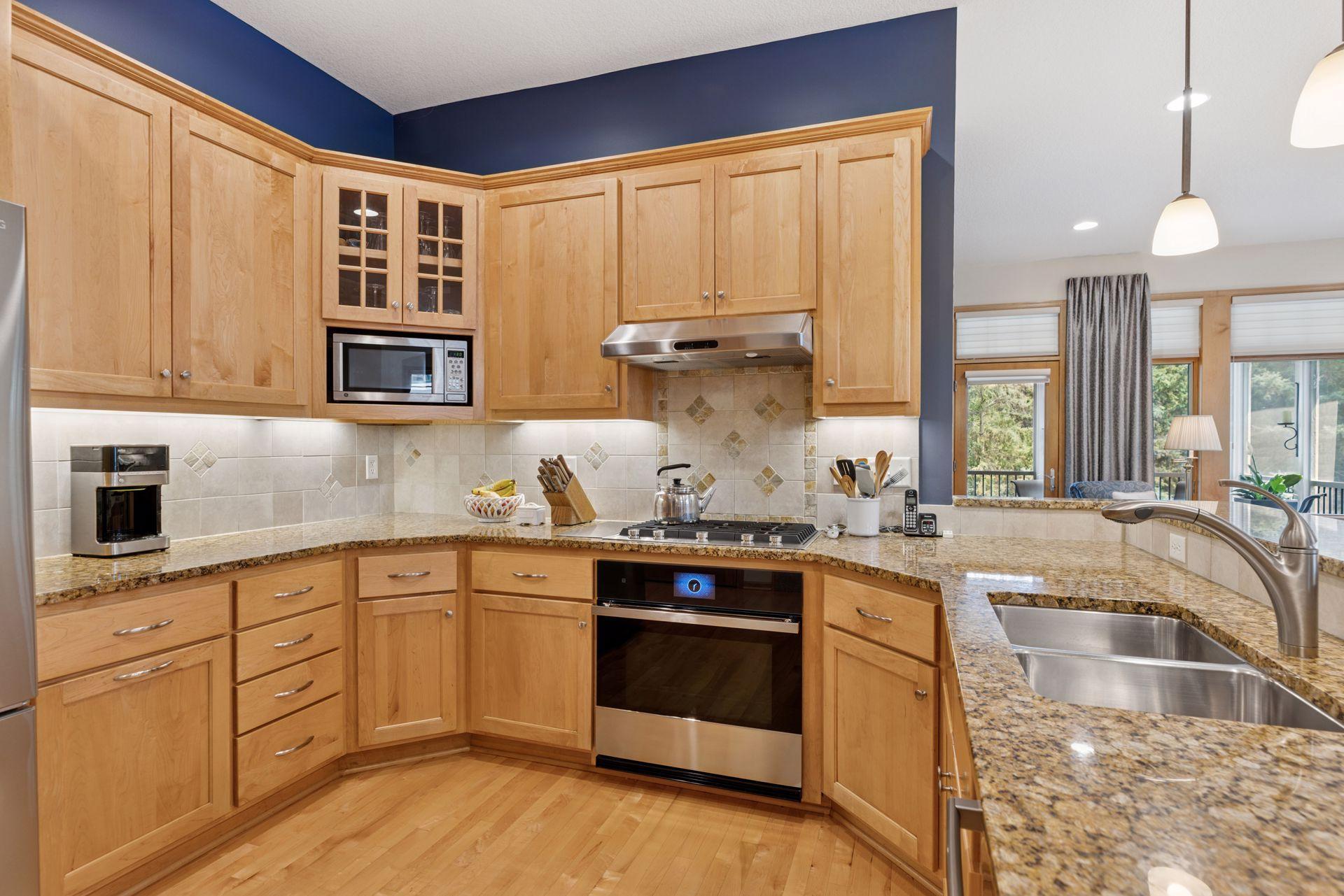 8117 Xerxes Circle