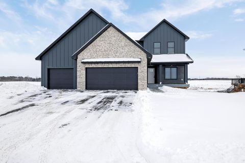 Photo of 470 Sea Wing Boulevard, Prescott, WI 54021 (MLS # 7000119)