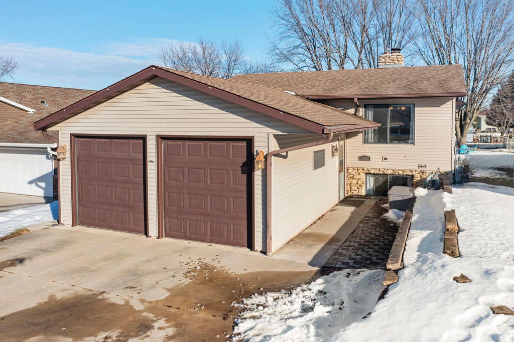 Photo of 248 Main Street S, Dover, MN 55929 (MLS # 7007003)