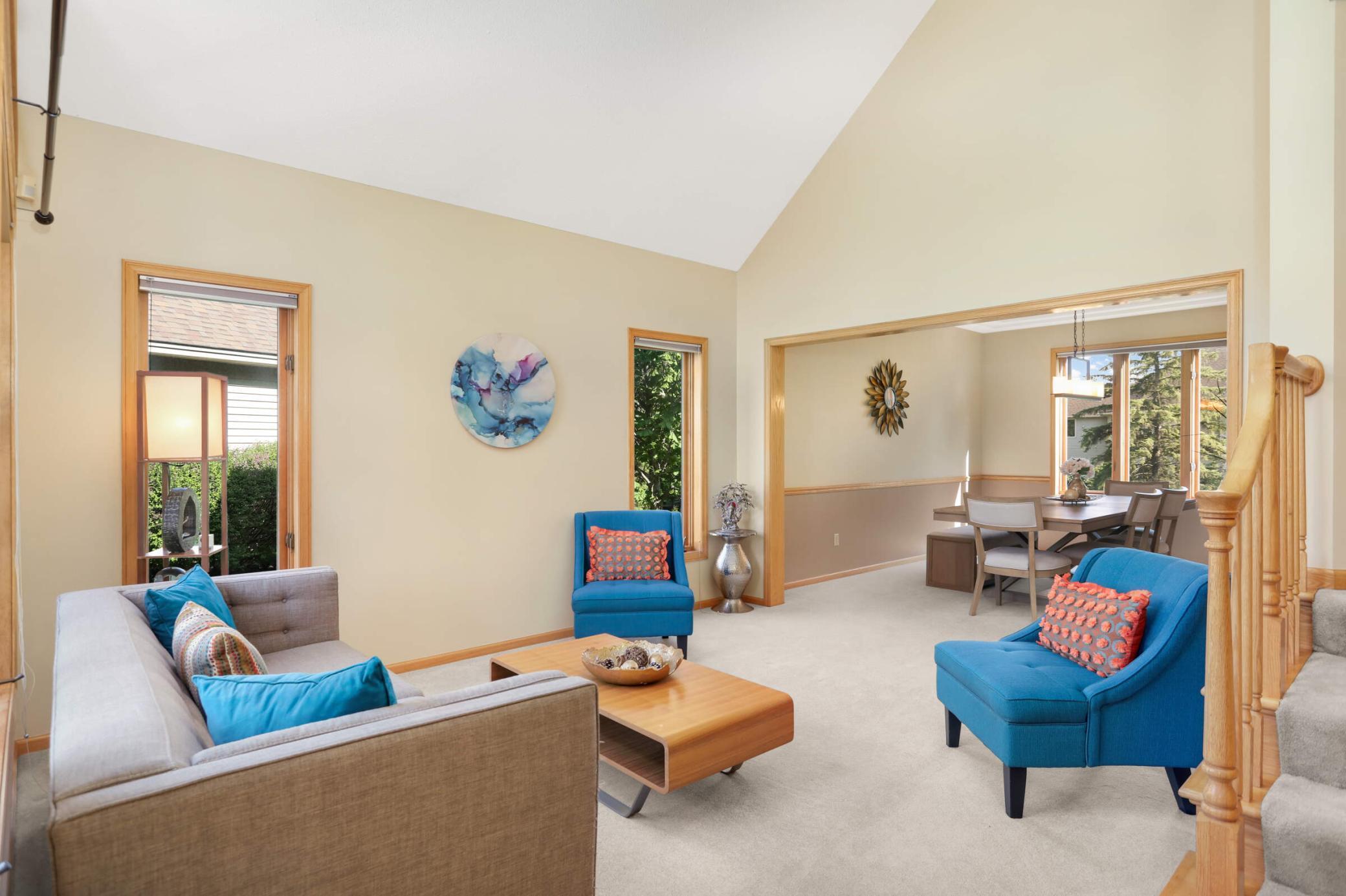 5732 Pond Court