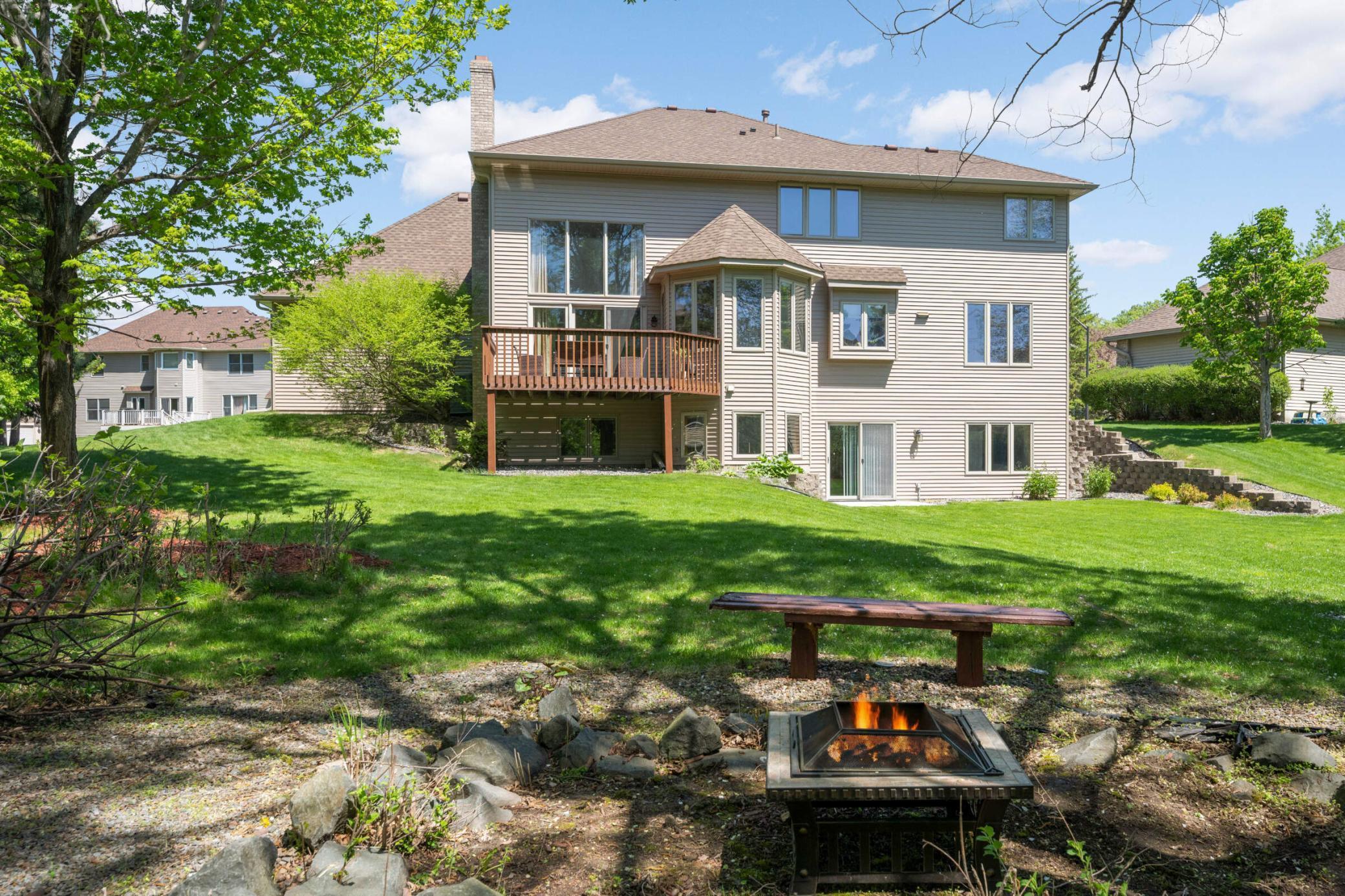 5732 Pond Court