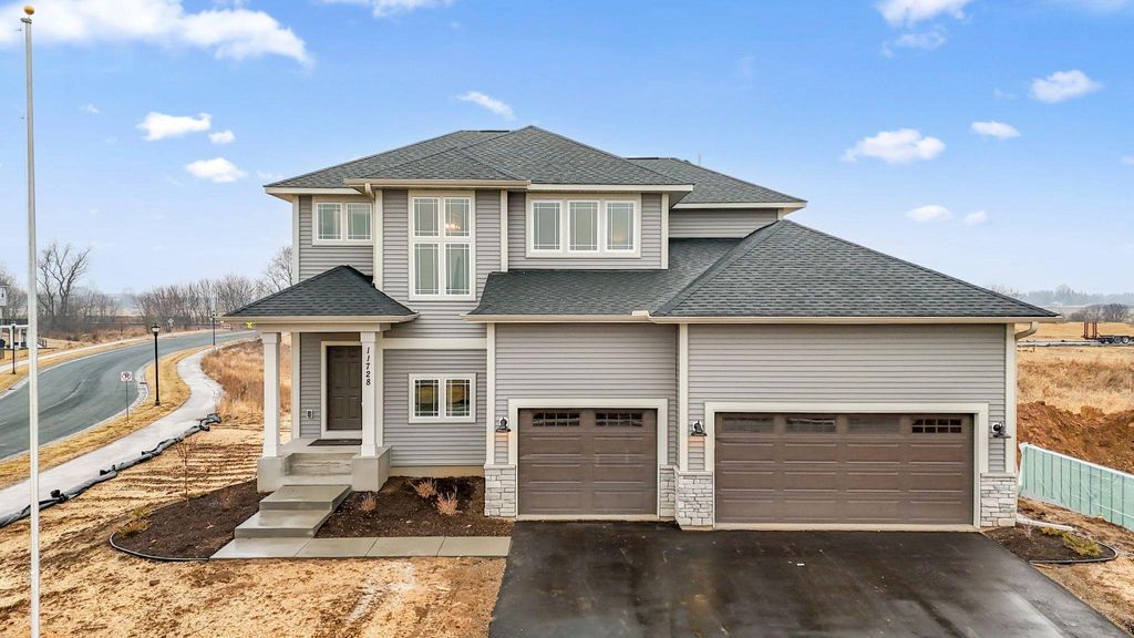 Photo of 11764 35th Street St N, Lake Elmo, MN 55042 (MLS # 7012301)