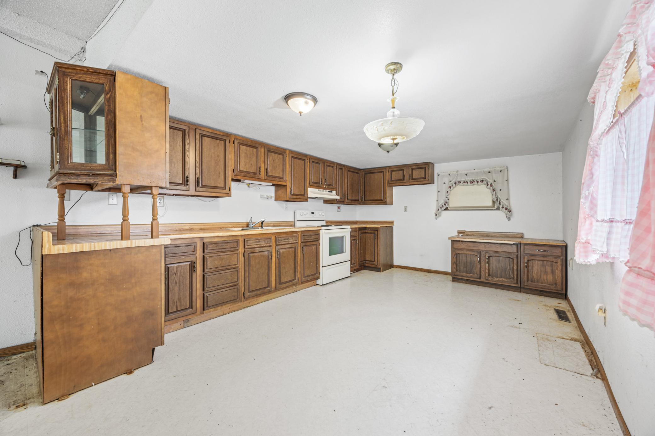 118 2nd Street SW