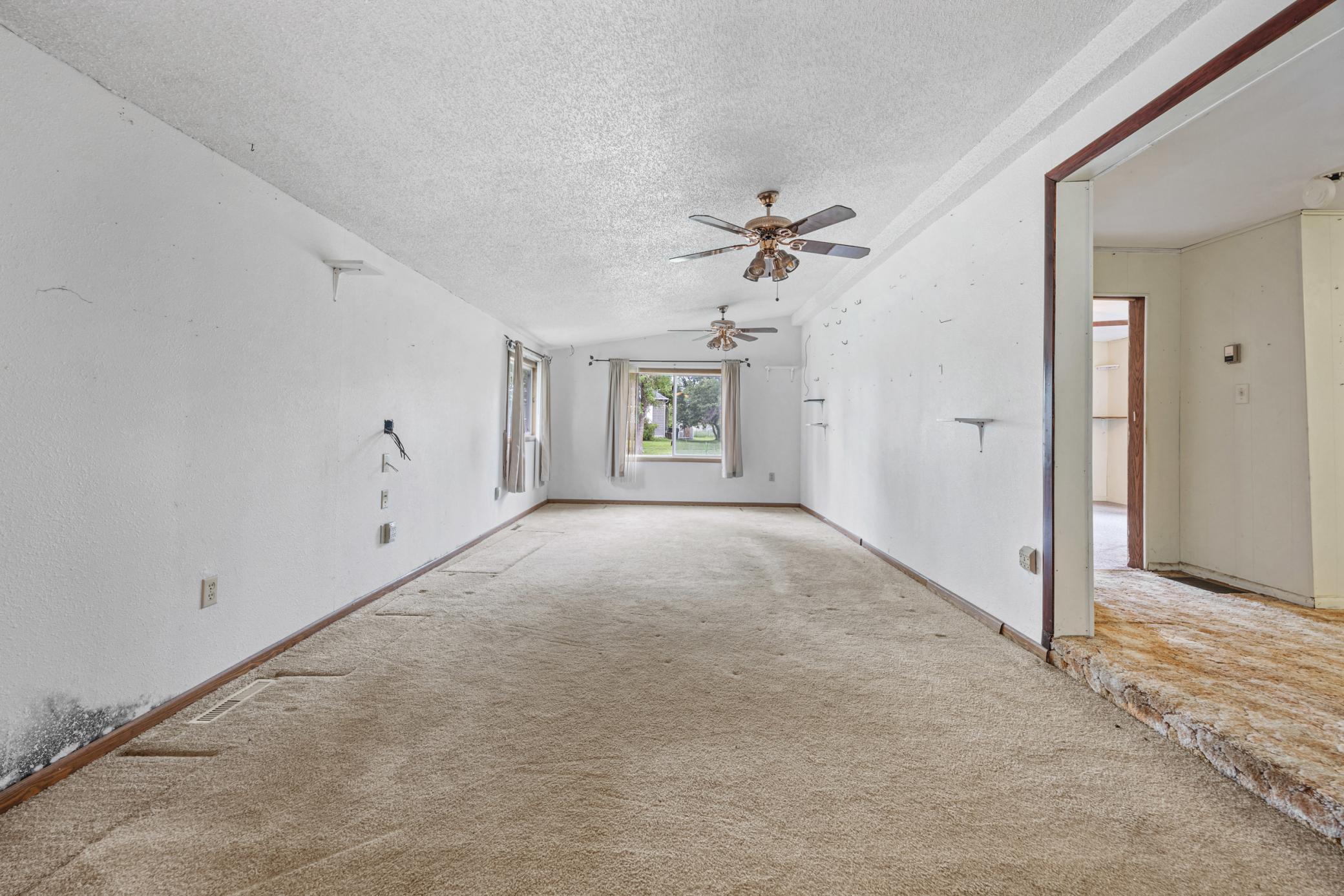 118 2nd Street SW