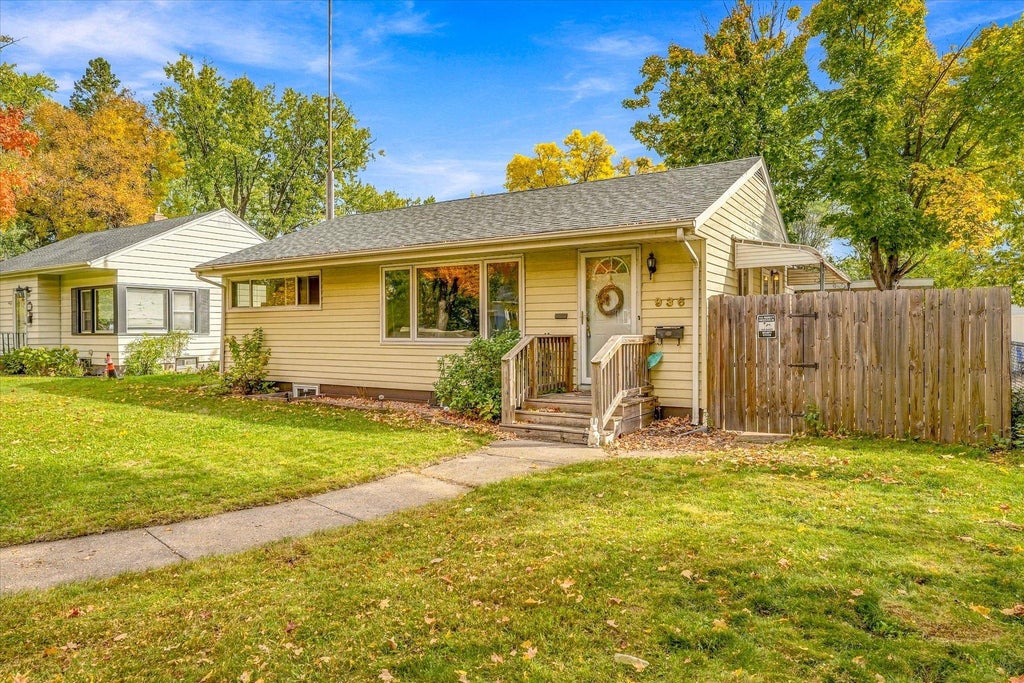 Photo of 936 26th Avenue N, Saint Cloud, MN 56303 (MLS # 7146935)
