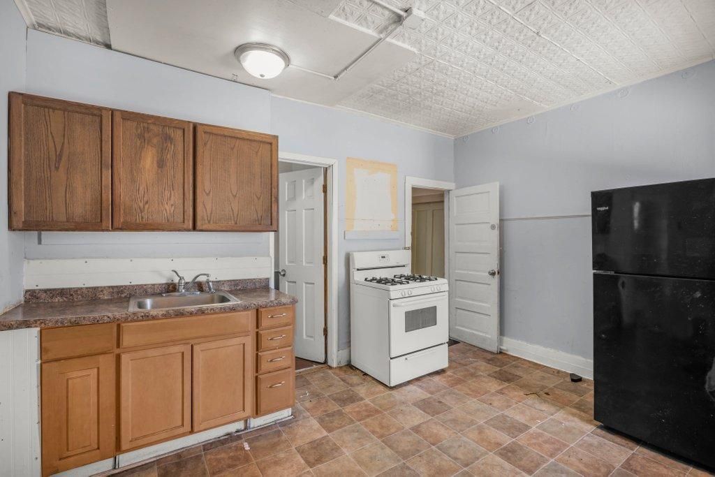 Photo of 726 30th Avenue N, Minneapolis, MN 55411 (MLS # 7043393)