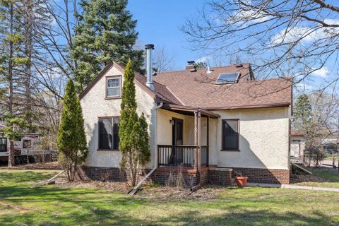 781 County Road B W Roseville MN 55113