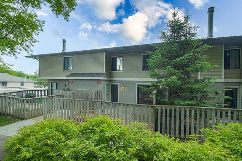 1256 Wagon Wheel Road Hopkins MN 55343