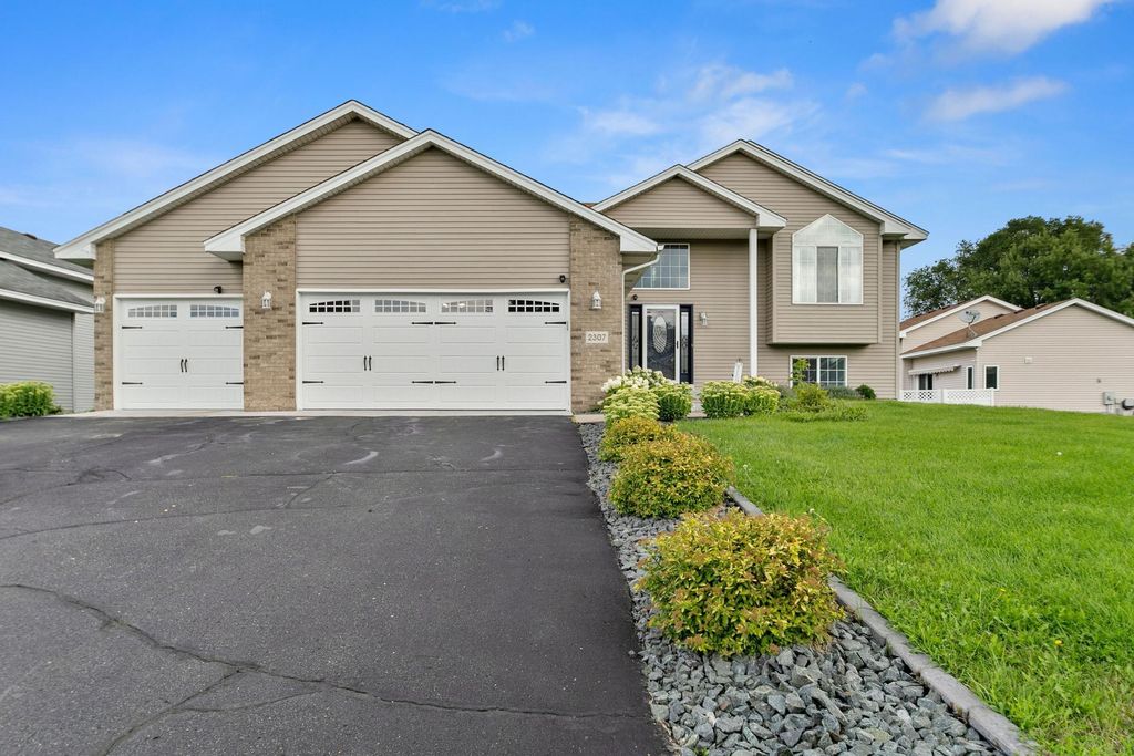 Photo of 2307 121st Circle NW, Coon Rapids, MN 55448 (MLS # 7037583)