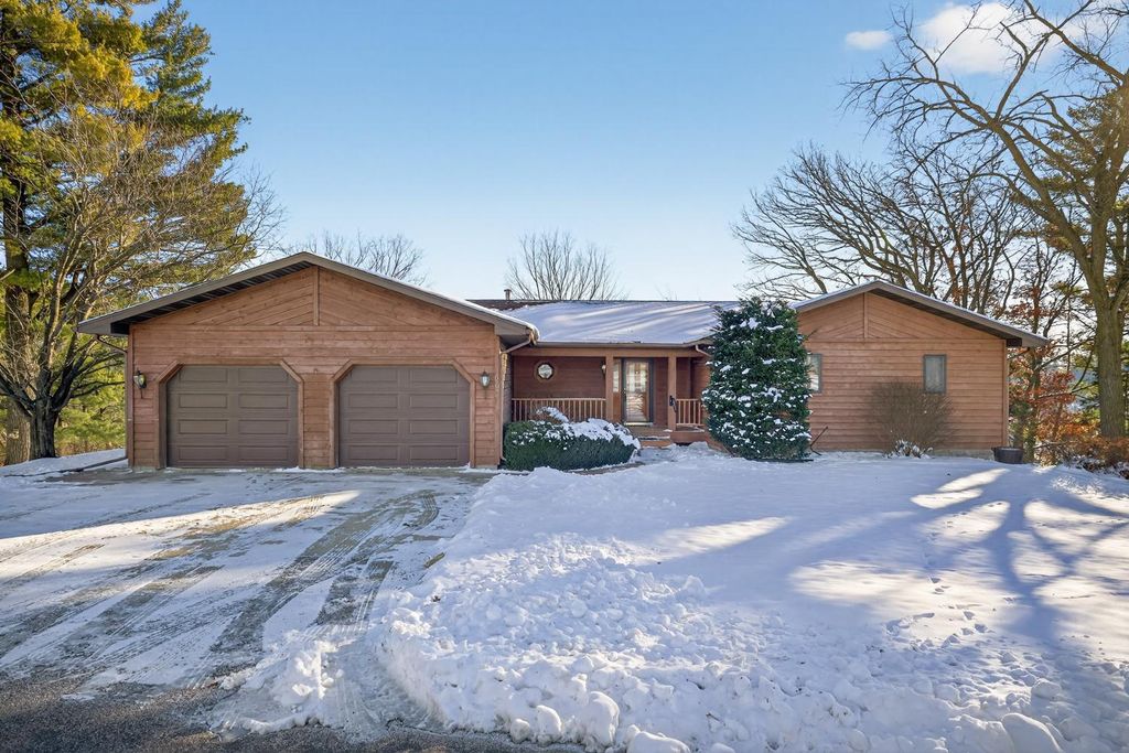 Photo of 407 Johnson Drive, Lanesboro, MN 55949 (MLS # 6825112)