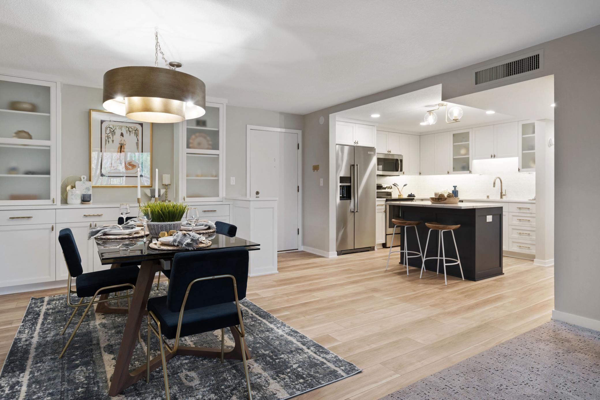 4075 W 51st Street 302