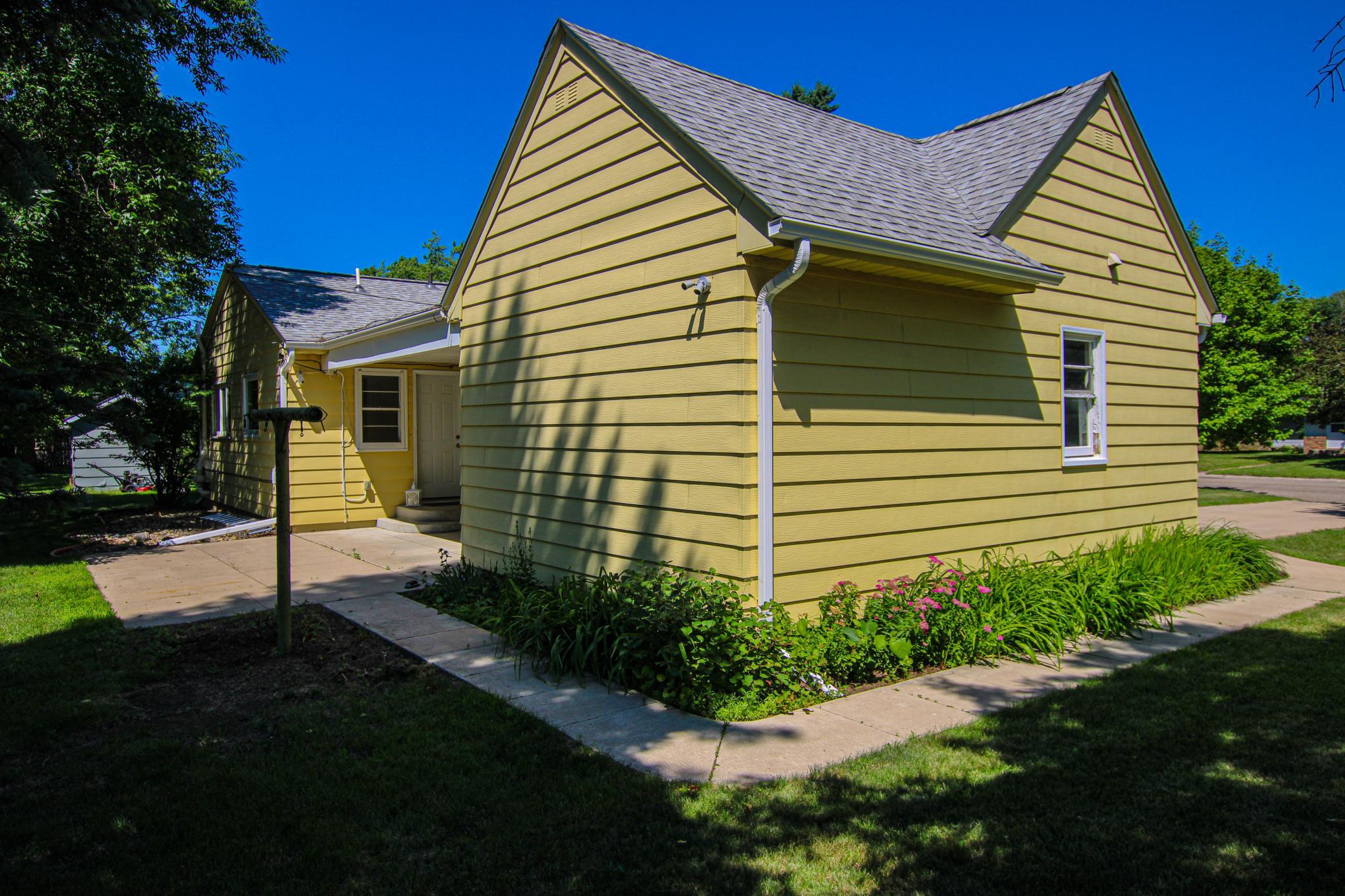 822 Westwood Drive SW
