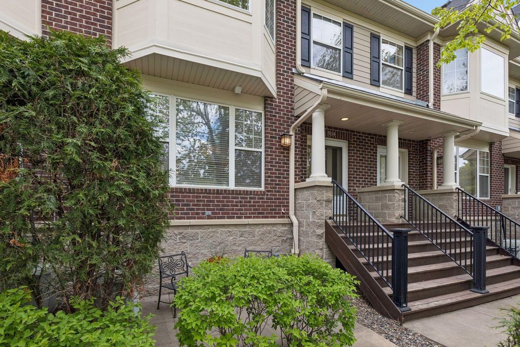 Photo of 6090 16th Street W #904, Saint Louis Park, MN 55416 (MLS # 7068558)