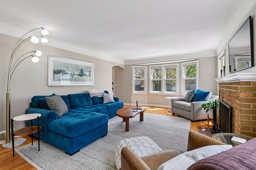 Photo of 5440 Shoreview Avenue, Minneapolis, MN 55417 (MLS # 7057800)