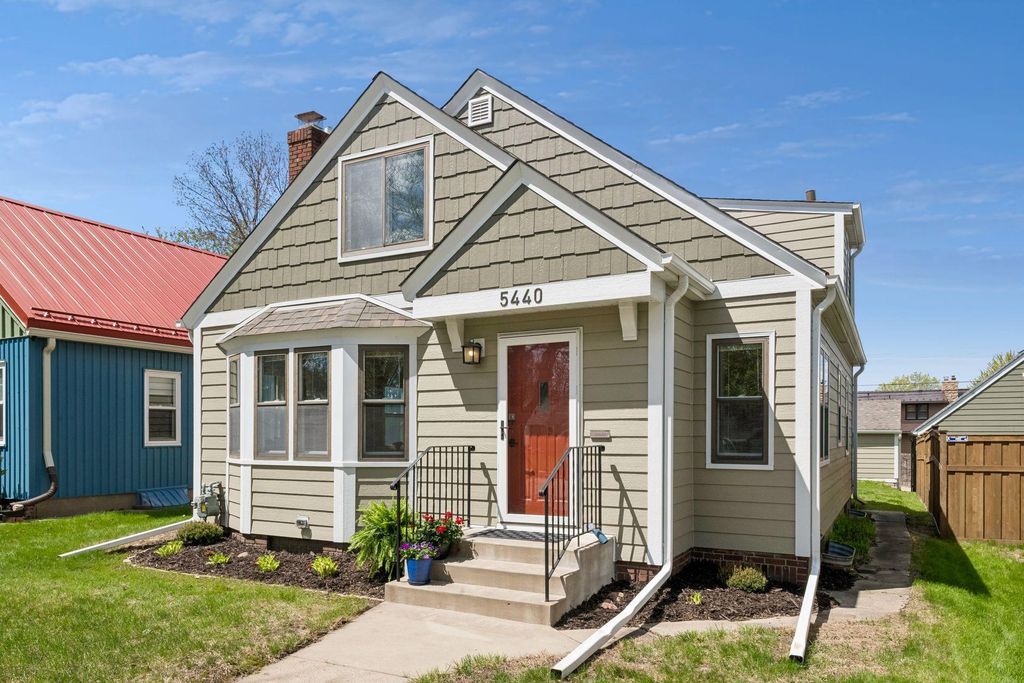 Photo of 5440 Shoreview Avenue, Minneapolis, MN 55417 (MLS # 7057800)