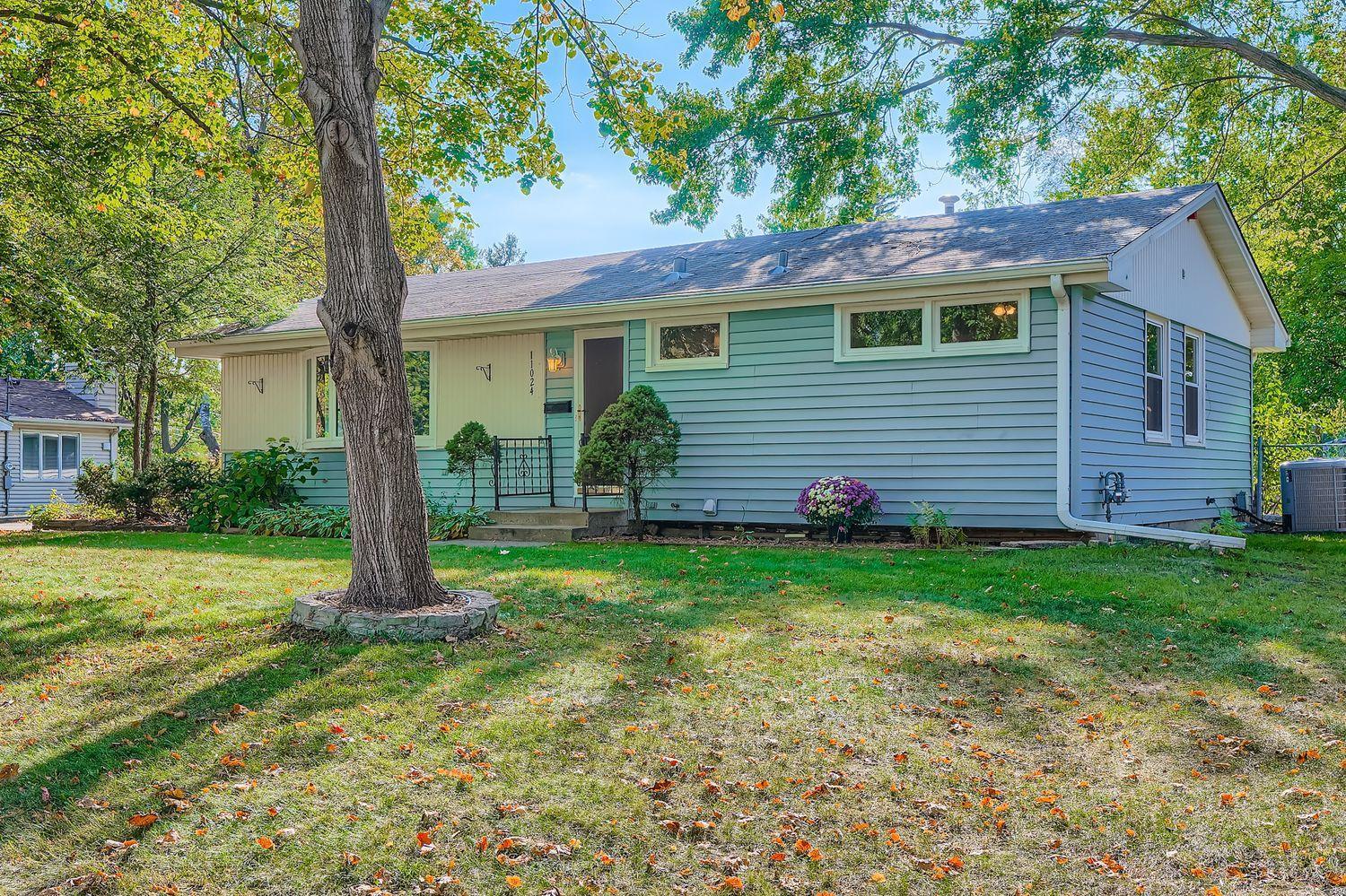 11024 Little Avenue S