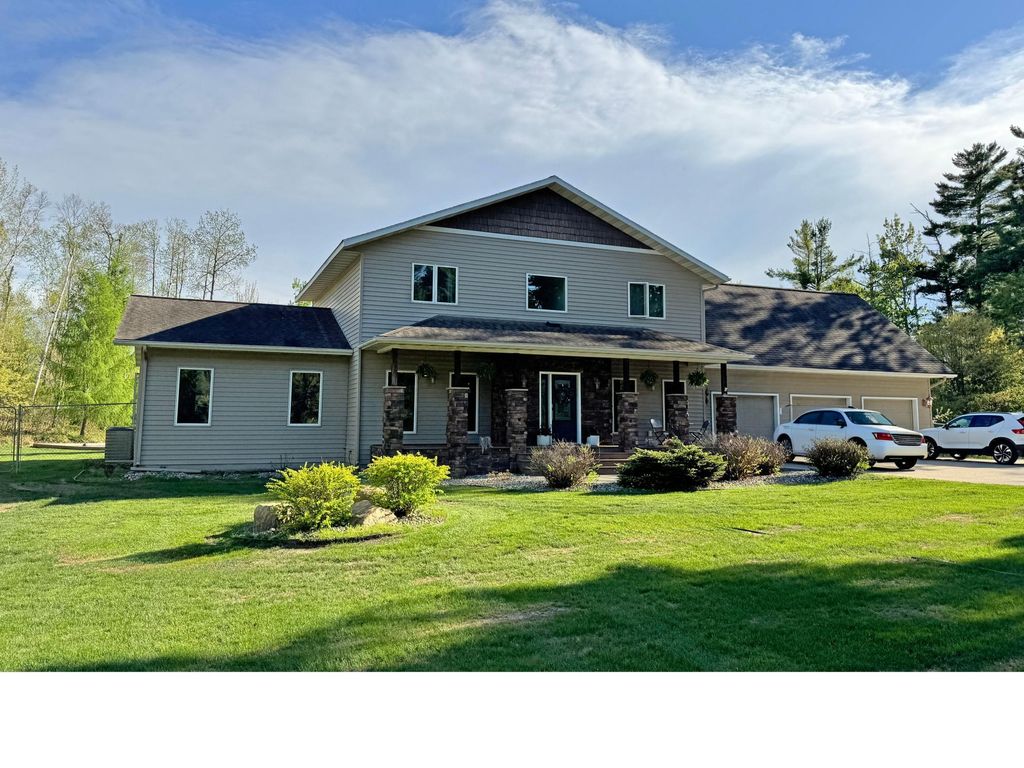 Photo of 412 Majestic Pines Lane NW, Bemidji, MN 56601 (MLS # 7080721)