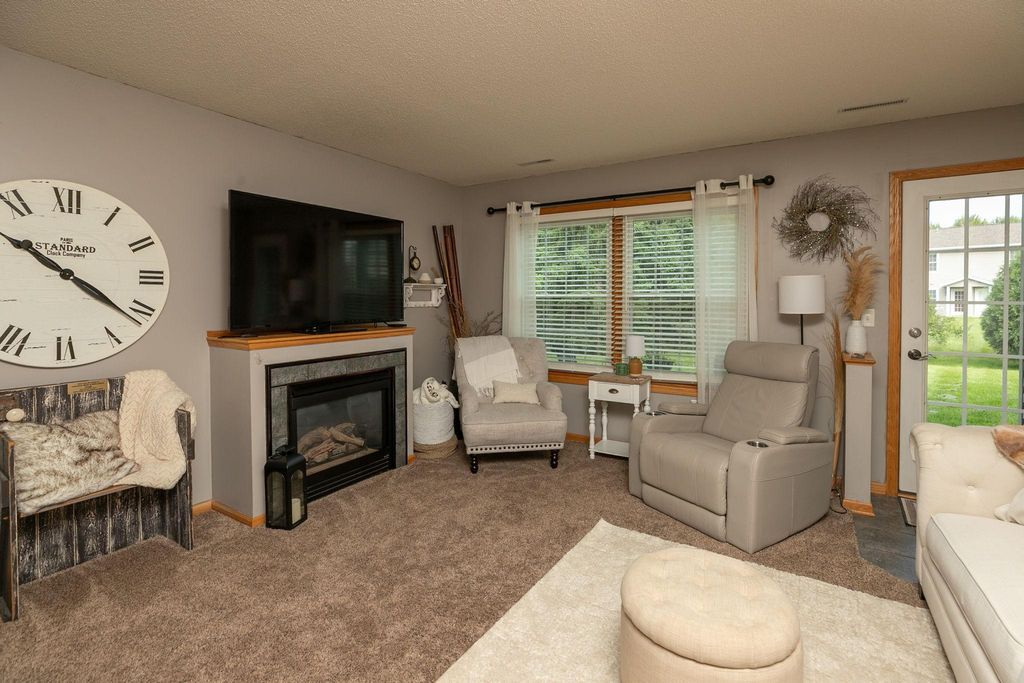 Photo of 2925 Monroe Drive NW, Rochester, MN 55901 (MLS # 6820881)