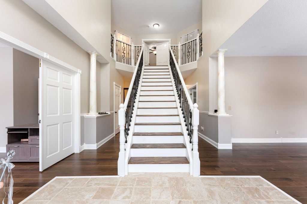 Photo of 6453 Oxford Road N, Shakopee, MN 55379 (MLS # 7075563)