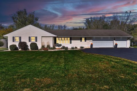 Photo of 2100 16th Avenue SW, Austin, MN 55912 (MLS # 6805164)