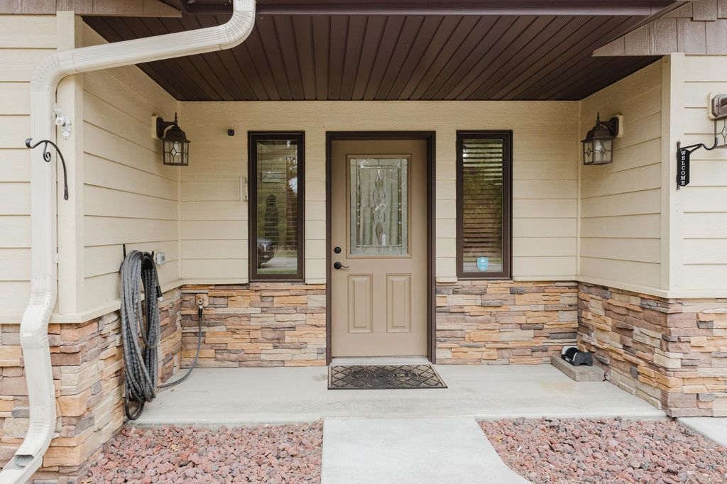 Photo of 1010 North Street E, Park Rapids, MN 56470 (MLS # 6825059)