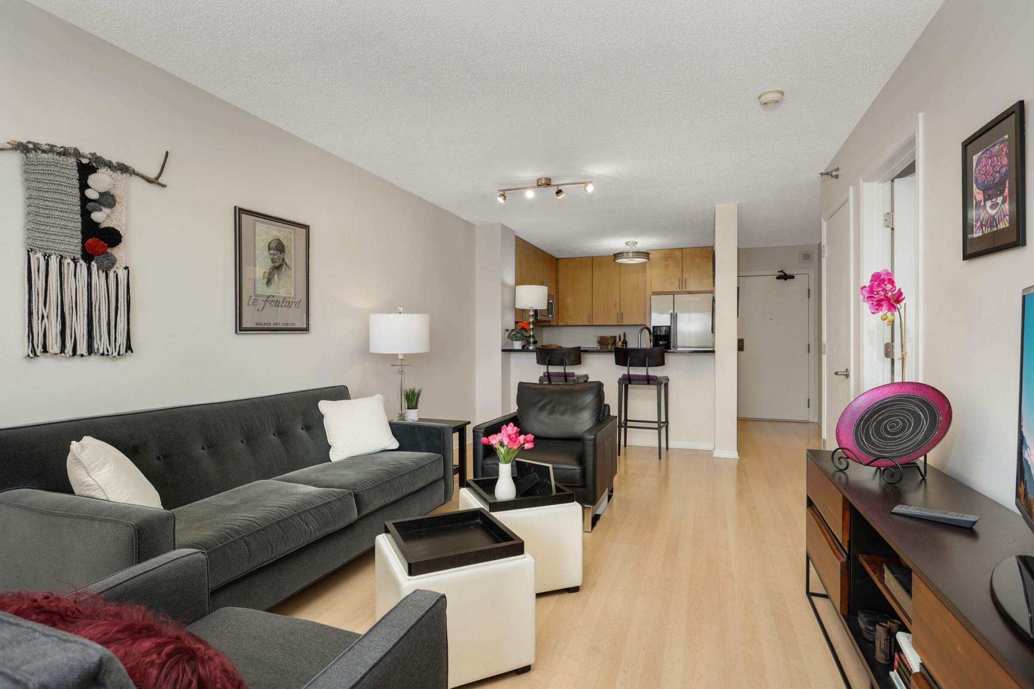 401 S 1st Street 1321