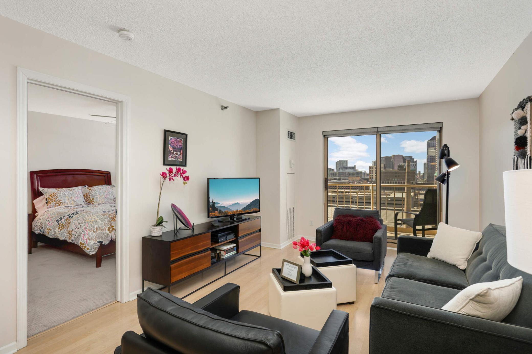 401 S 1st Street 1321