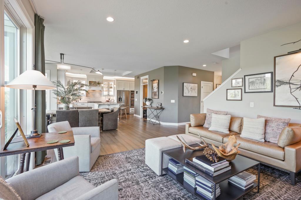 5612 Edgewater Drive