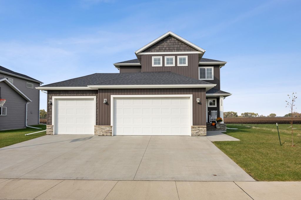 Photo of 1526 6th Avenue NE, Dilworth, MN 56529 (MLS # 7071173)