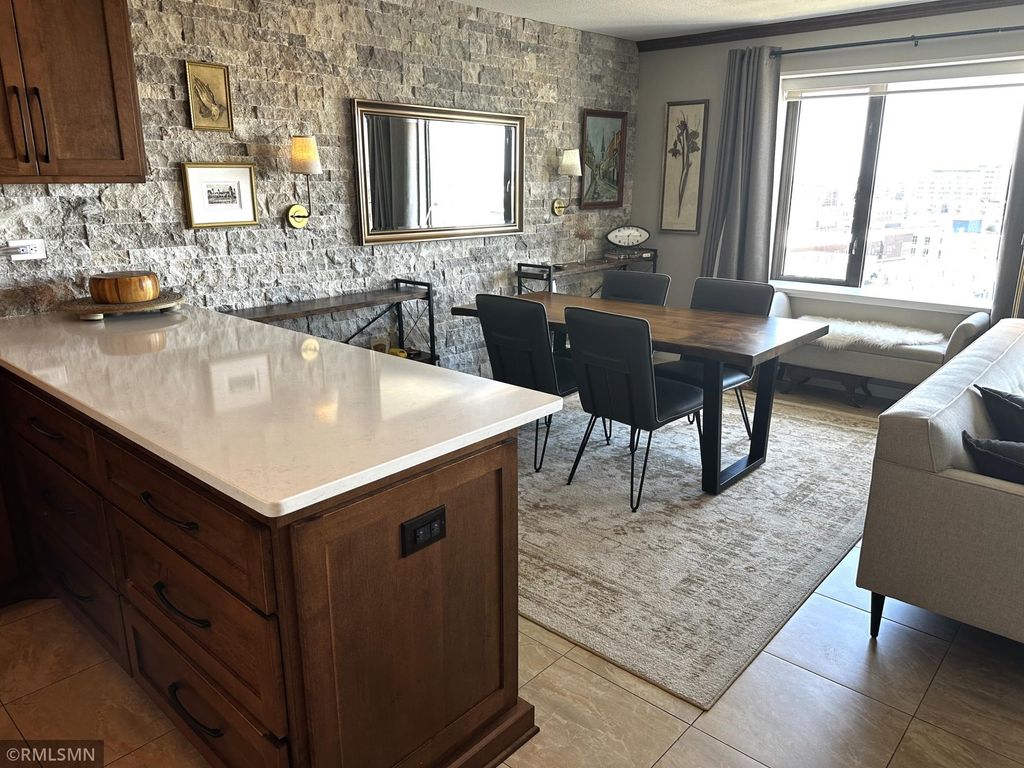 Photo of 15 S 1st Street #A1409, Minneapolis, MN 55401 (MLS # 7058615)