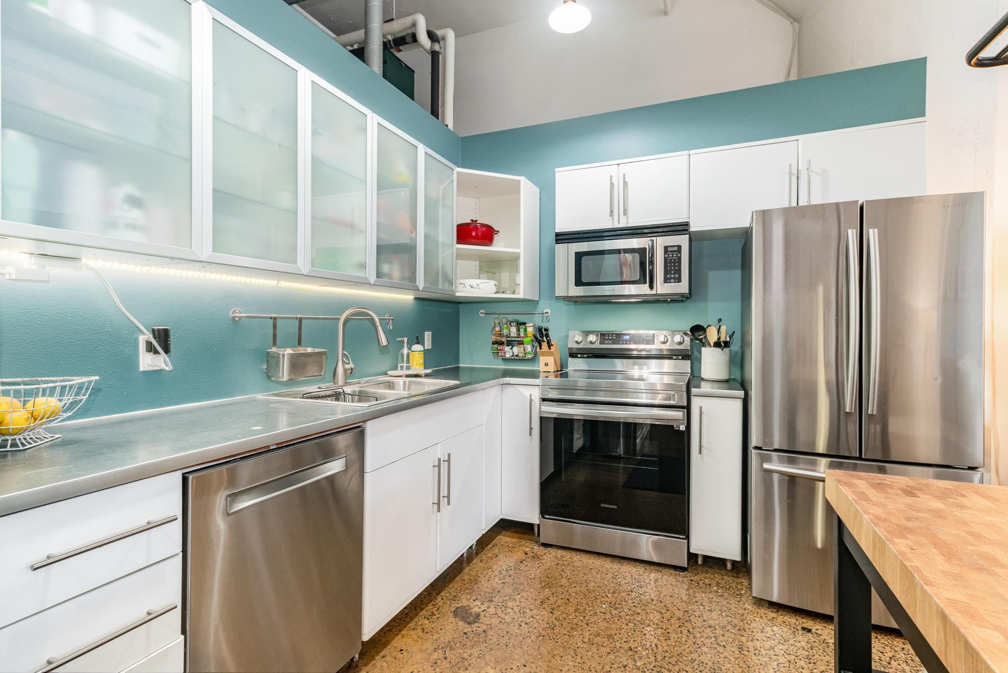 500 Robert Street N 201