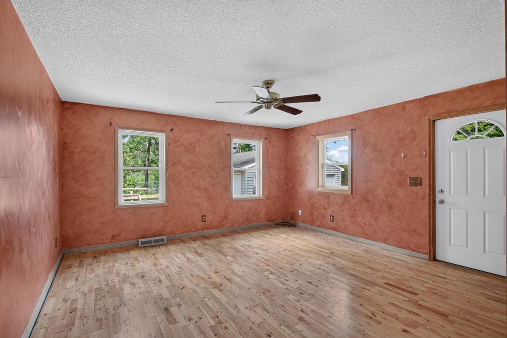 Photo of 6800 W 26th Street, Saint Louis Park, MN 55426 (MLS # 7135486)