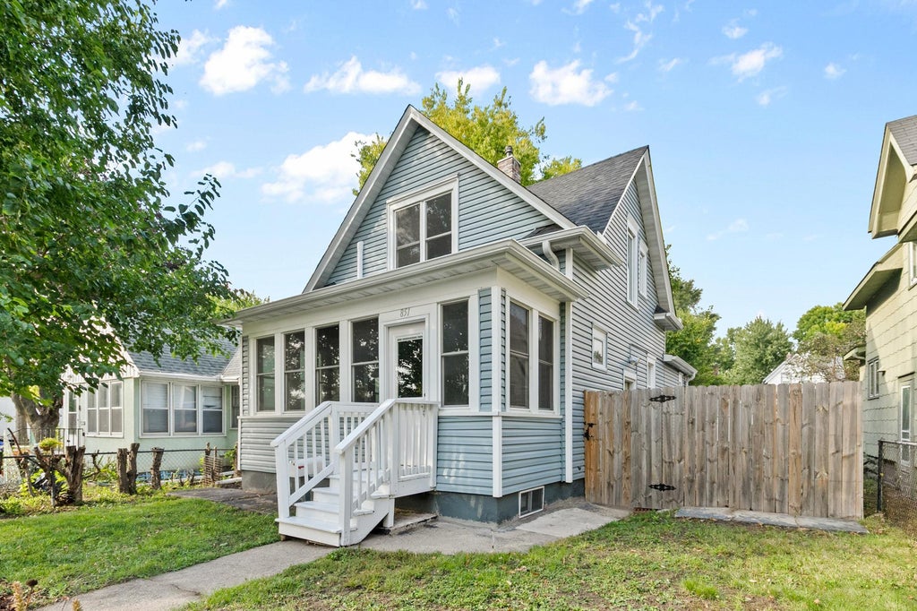 Photo of 851 Blair Avenue, Saint Paul, MN 55104 (MLS # 7152645)
