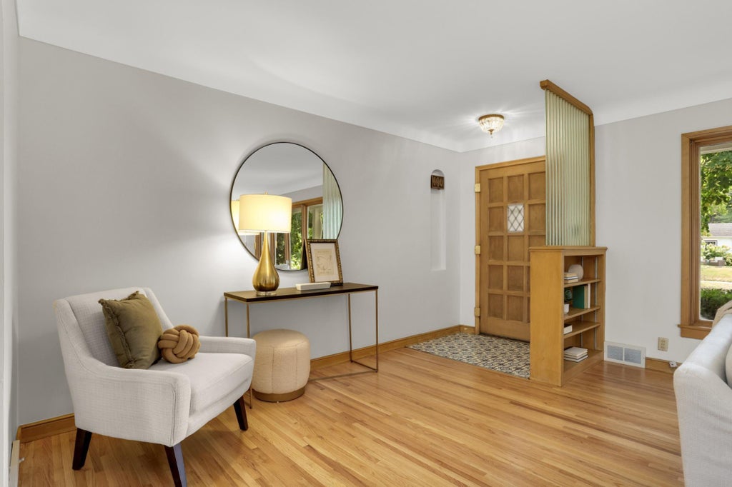 Photo of 1859 Saunders Avenue, Saint Paul, MN 55116 (MLS # 7141061)